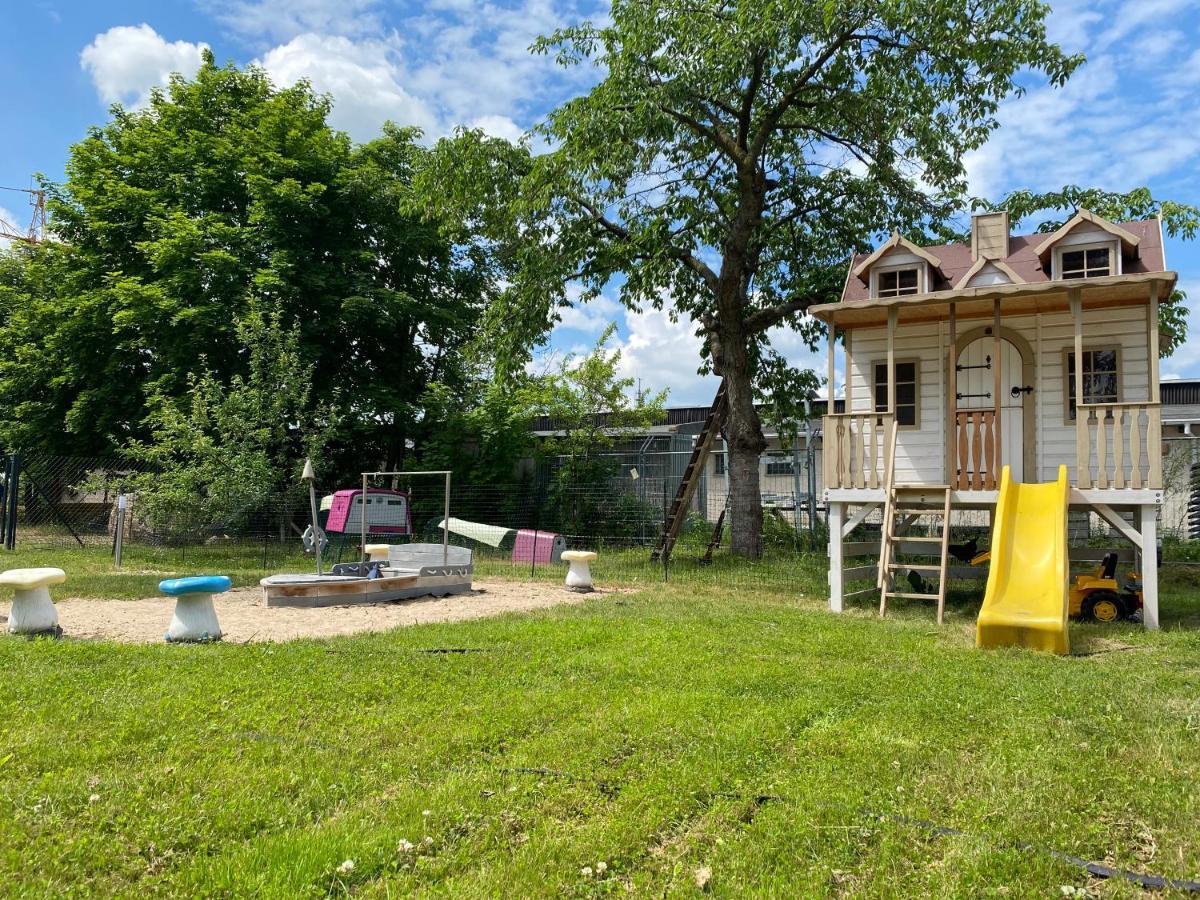 La Maison Pritzwalk - Bett & Bike Екстериор снимка