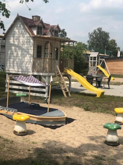La Maison Pritzwalk - Bett & Bike Екстериор снимка